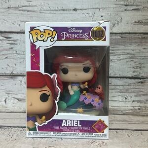 Funko Disney Princess Ariel 1012 in Damaged Box
